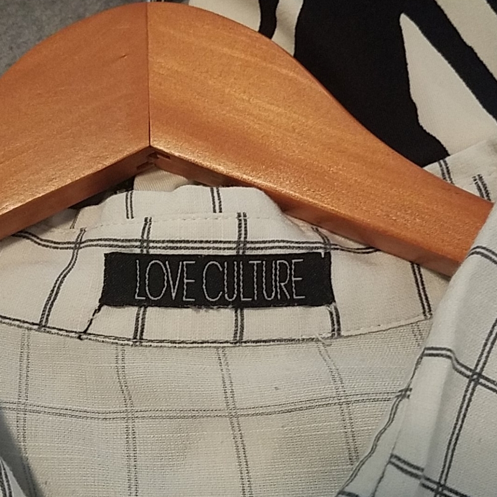 Tunic - Picture 2 of 3